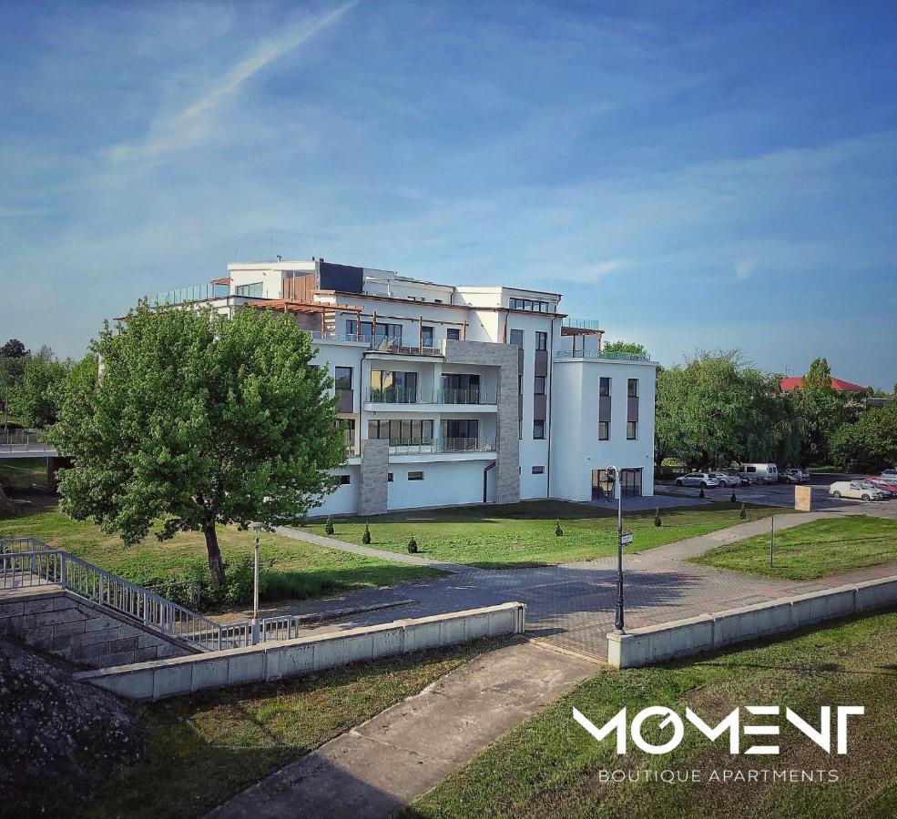 Moment Apartments Solnok Dış mekan fotoğraf